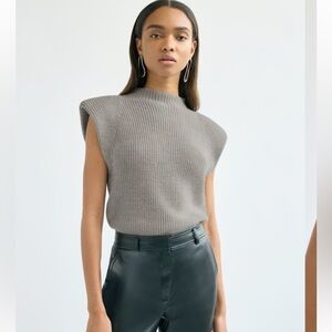 Aritzia Babaton Hazlitt Sweater Vest in navy